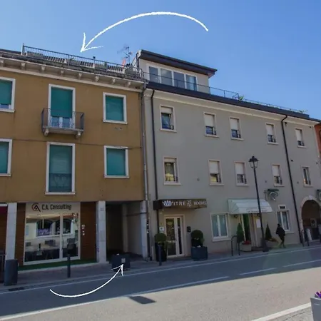 Fronte Di Garda, La Finestra Sull'acqua Apartment